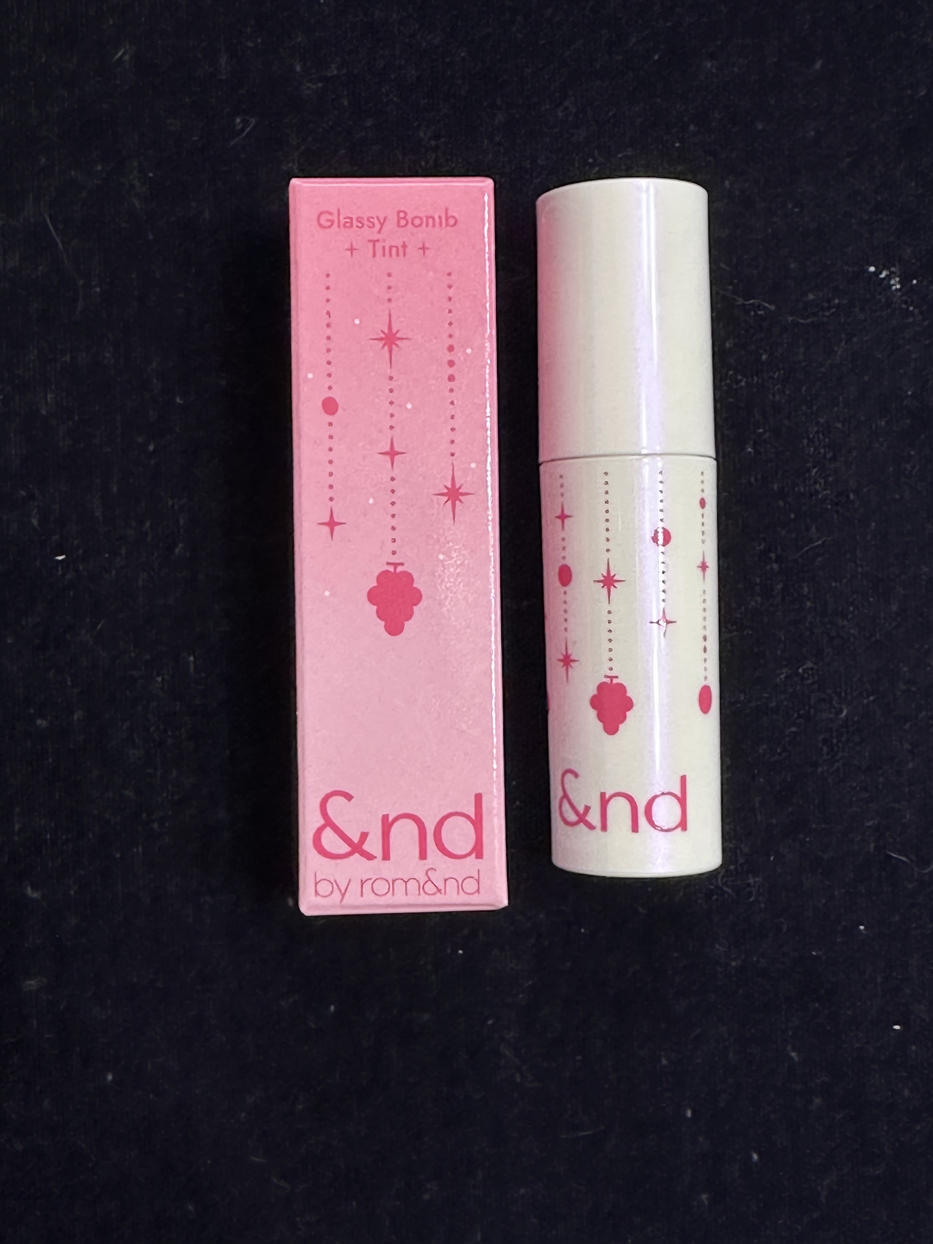 アンドバイロムアンド　グラッシーボムティント/&nd by rom&nd/リップティントを使ったクチコミ（1枚目）