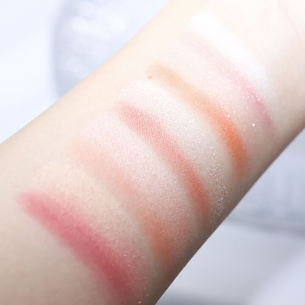 スターライトファントム 10色アイシャドウパレット/HEXZE（ヘックスゼ）/アイシャドウパレットを使ったクチコミ（3枚目）