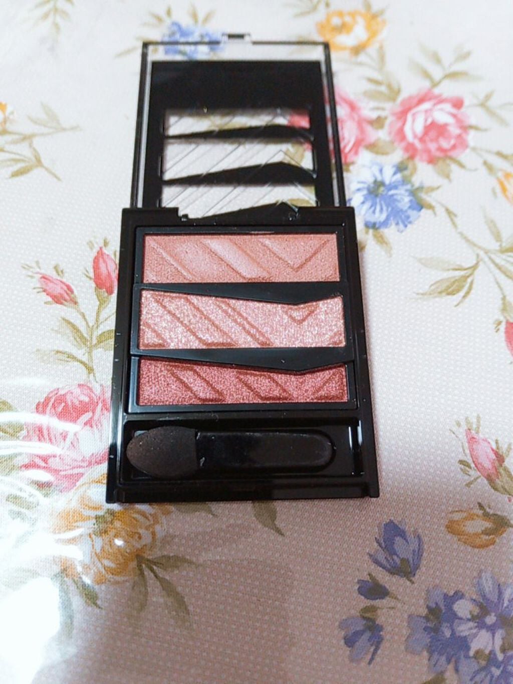 パーツリサイズシャドウ/KATE/アイシャドウパレットを使ったクチコミ(2枚目)