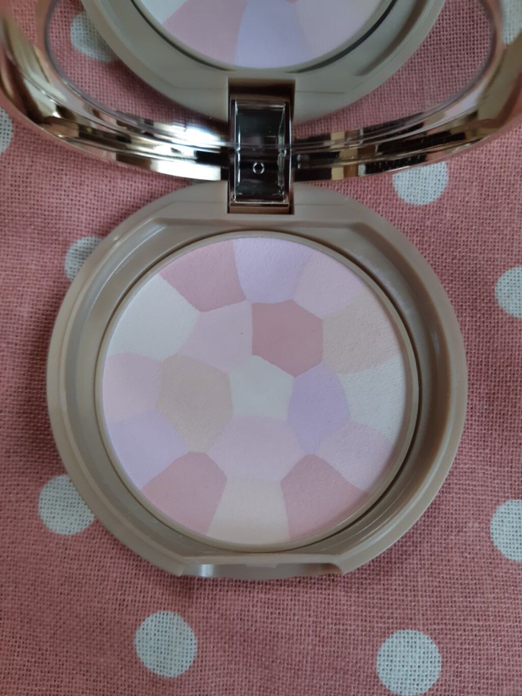 マシュマロフィニッシュパウダー　～Abloom～/キャンメイク/プレストパウダーを使ったクチコミ（1枚目）