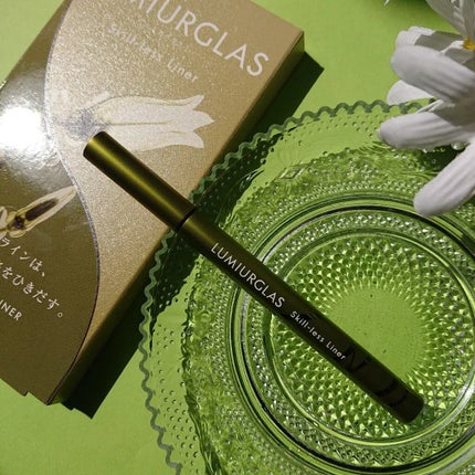 スキルレスライナー/LUMIURGLAS/リキッドアイライナーを使ったクチコミ(3枚目)