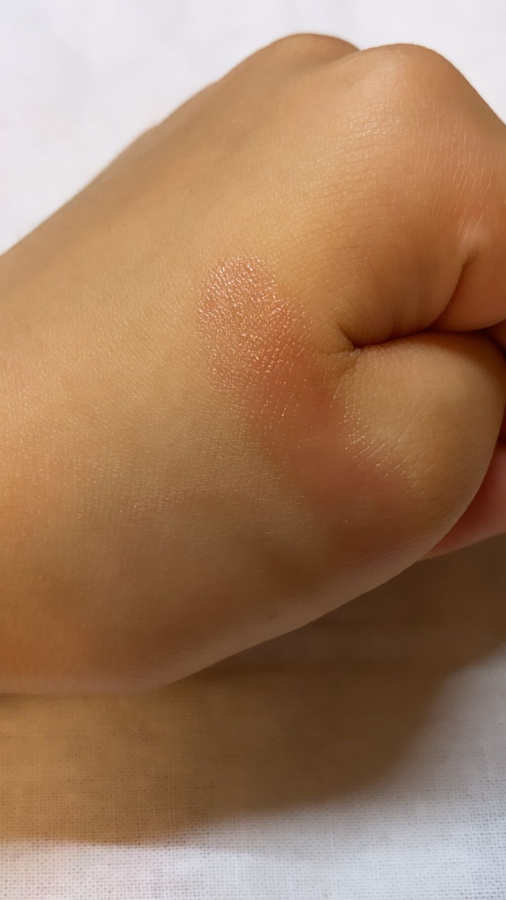 モイストピュアカラーリップ/ニベア/リップクリームを使ったクチコミ（2枚目）