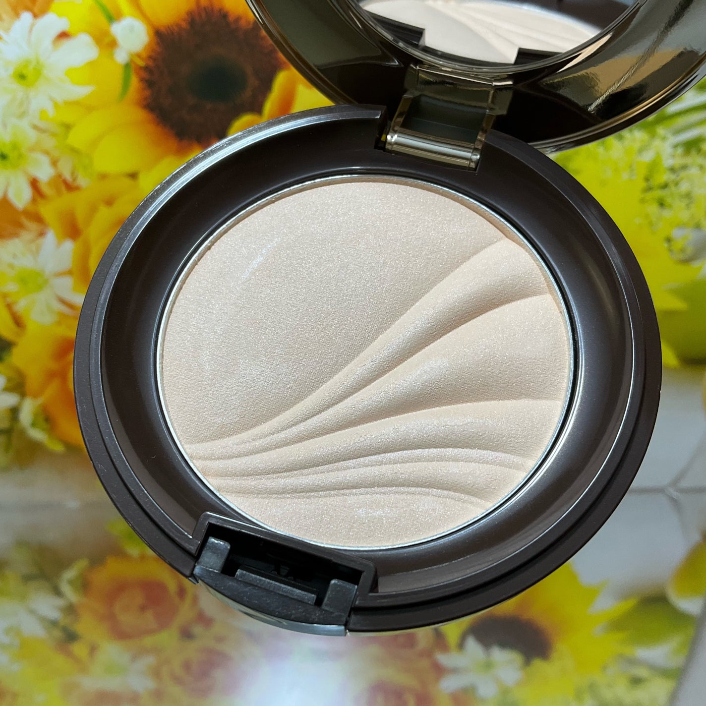 フェイスアップ プレストパウダー SPF23 / PA++/COVERMARK/プレストパウダーを使ったクチコミ(2枚目)