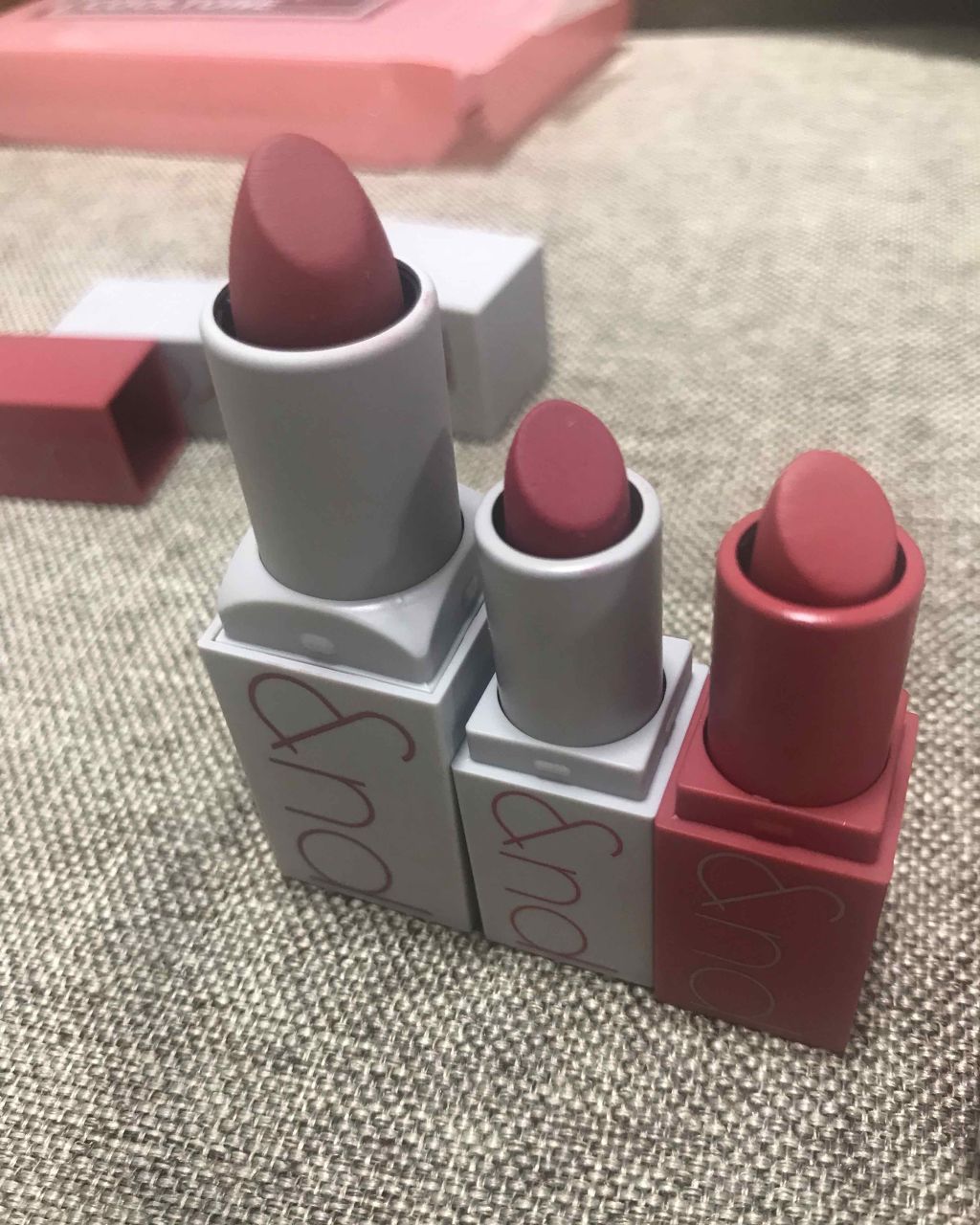 ジューシーラスティングティント/rom&nd/リップティントを使ったクチコミ（3枚目）