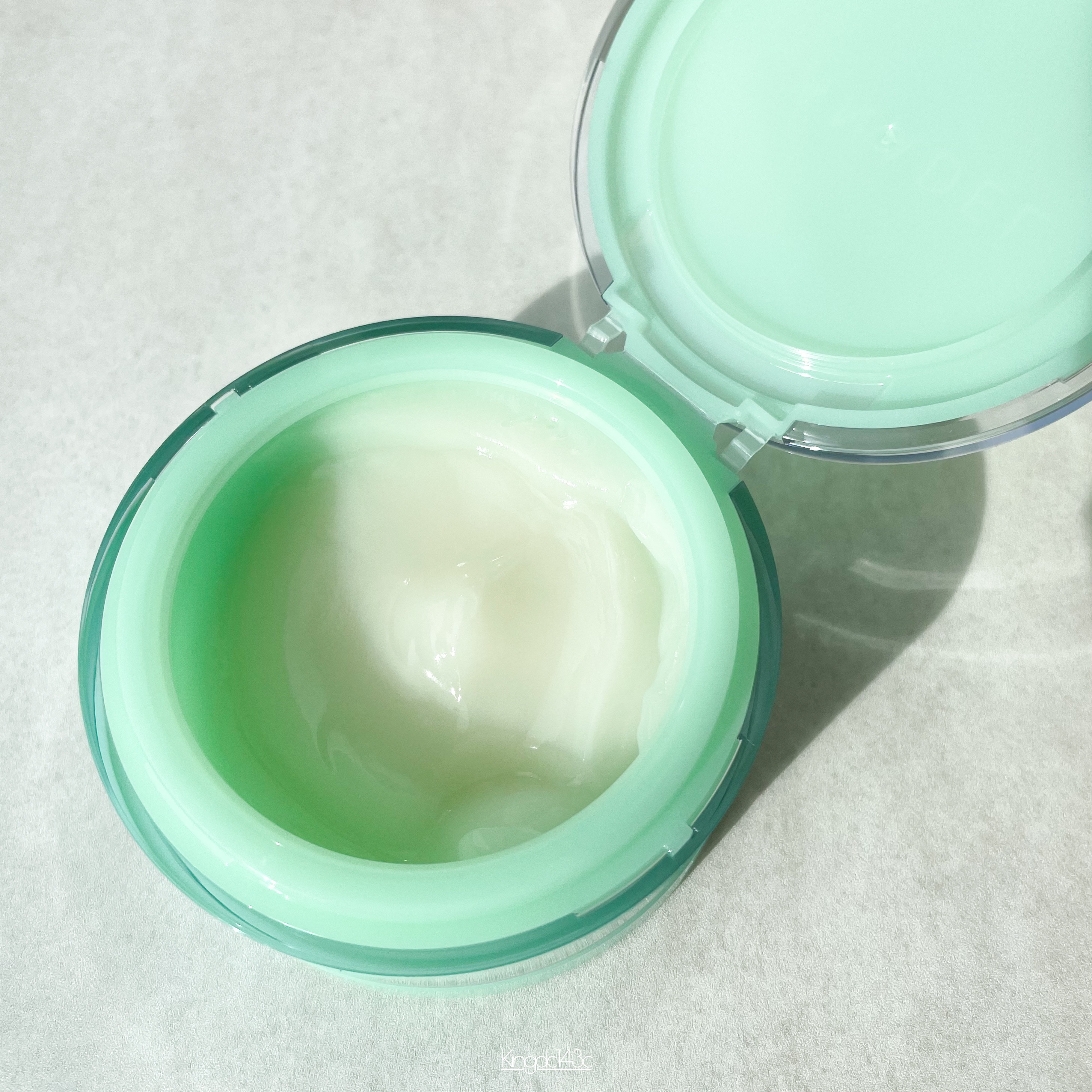 プレミアバリアフィックス /CANADEL/オールインワン化粧品を使ったクチコミ（2枚目）