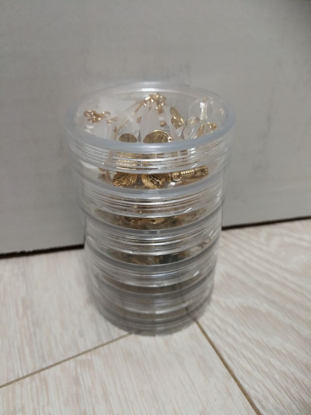 DAISO クリアタワーケース