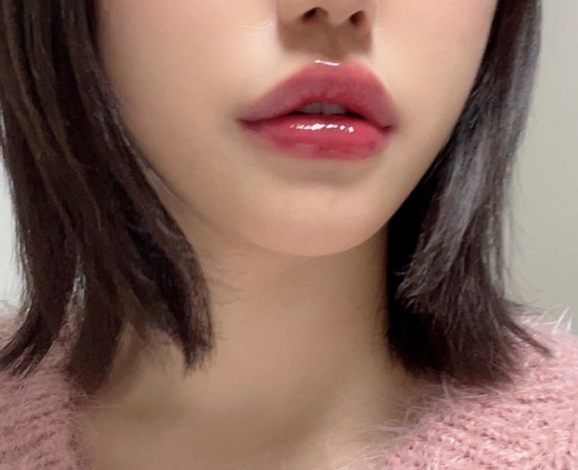 アンドバイロムアンド　グラッシーボムティント/&nd by rom&nd/リップティントを使ったクチコミ（3枚目）