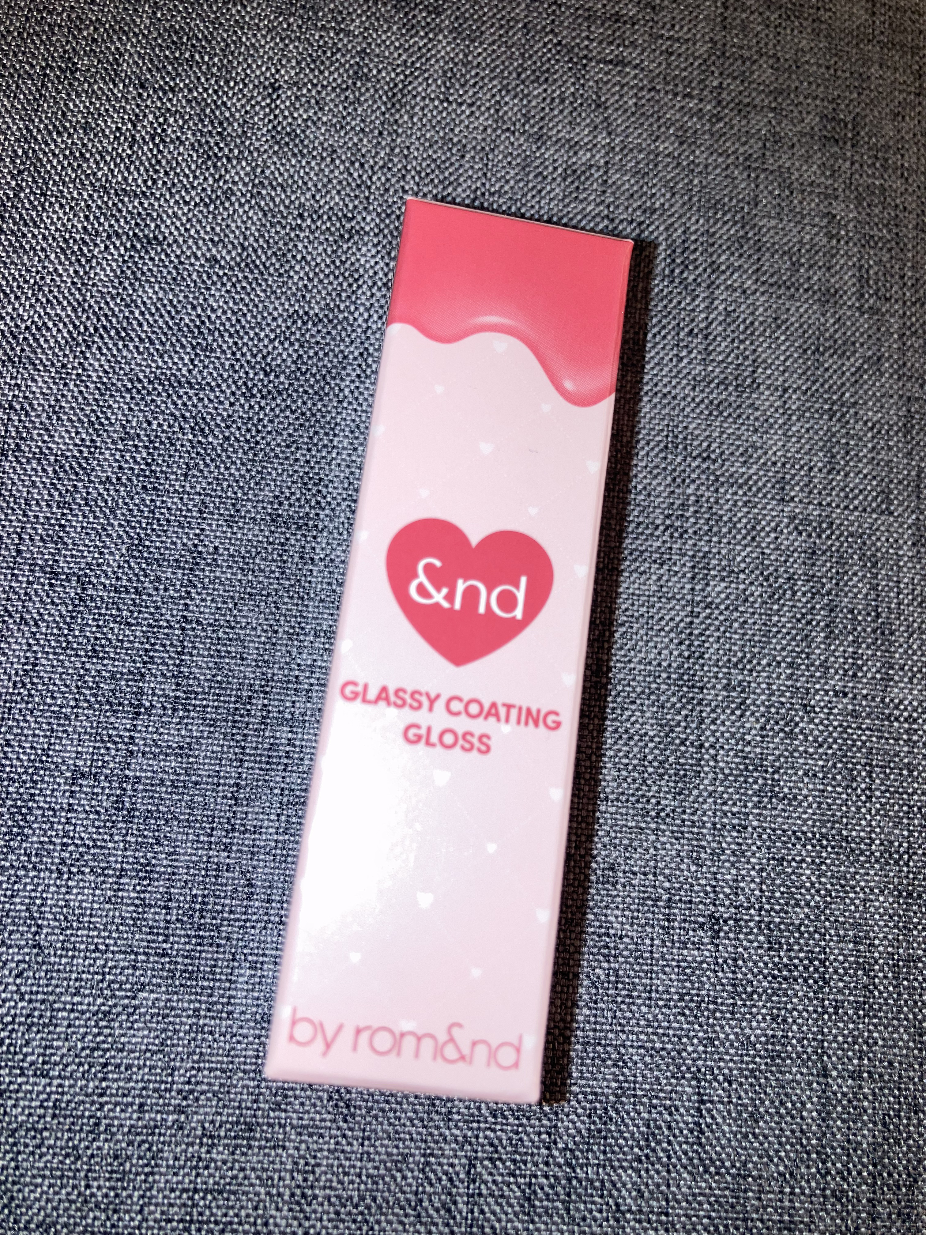 グラッシーコーティンググロス/&nd by rom&nd/リップグロスを使ったクチコミ（2枚目）