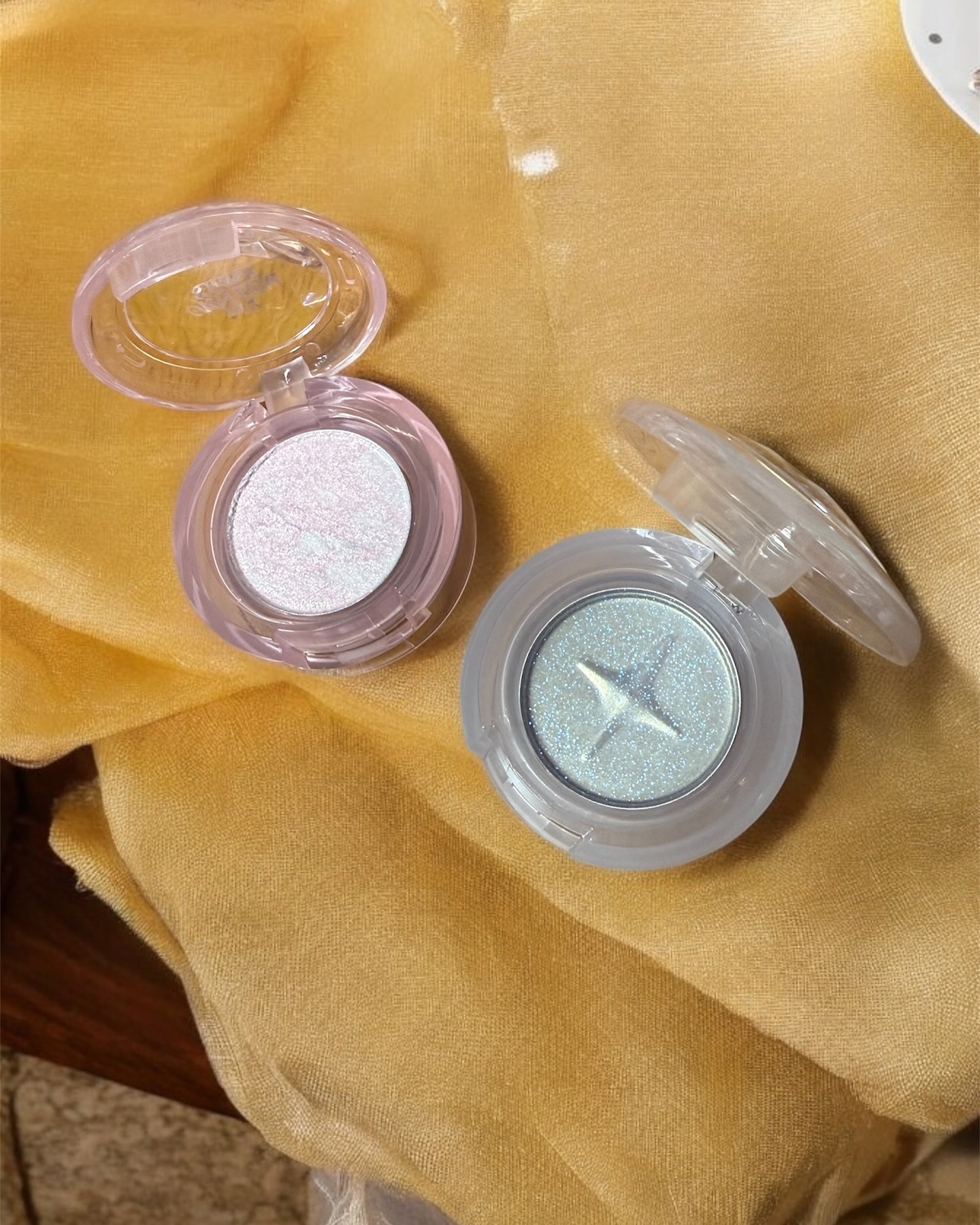 ルックアット マイアイズ  ジェムストーン/ETUDE/単色アイシャドウを使ったクチコミ（1枚目）