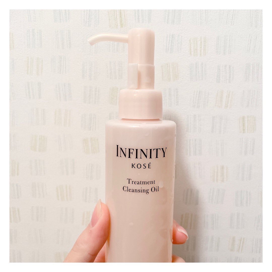 .
おはようございます❤️

KOSEのインフィニティ【トリートメントクレンジングオイル】を使ってみたよ

厳選したボタニカルオイルや美容成分を高配合

キメや毛穴の奥に入り込んだ汚れなどを瞬時に浮き上がらせ、クリアで透明感のある、つるんと