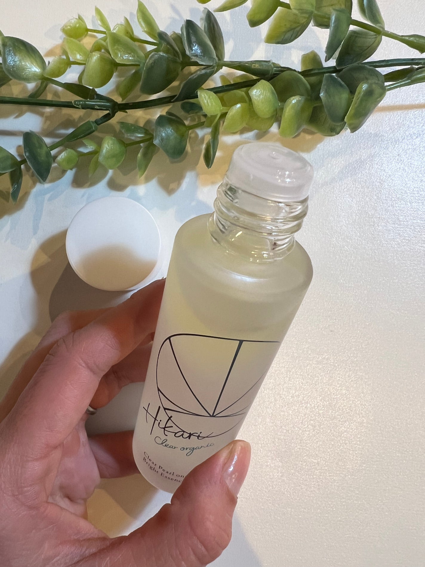 クリアパールワン ブライトエッセンス/HIKARI CLEAR オーガニック/美容液を使ったクチコミ(3枚目)