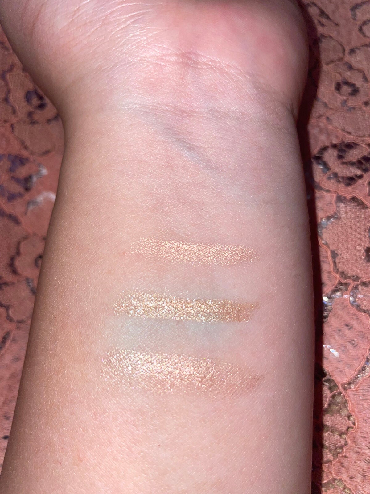 キラキラ アイシャドウ/ETUDE/スティックアイシャドウを使ったクチコミ(4枚目)