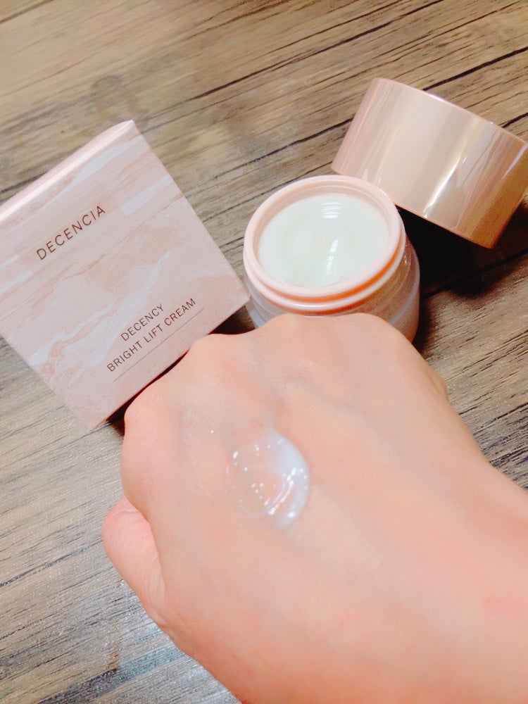 ディセンシア ディセンシー ブライトリフト クリーム/DECENCIA/フェイスクリームを使ったクチコミ(1枚目)