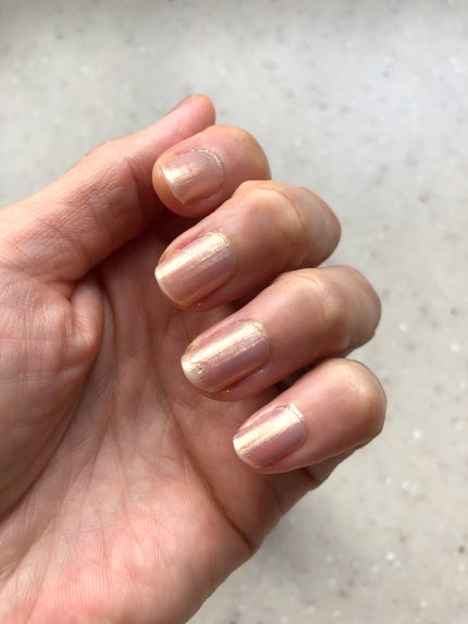 AC MAKEUP AC エナメルうすめ液Mのクチコミ「好きで使ってたファンケル ネイルカラー。
シャンパンゴールド。
固まってたけどエナメル薄め液.....」(3枚目)