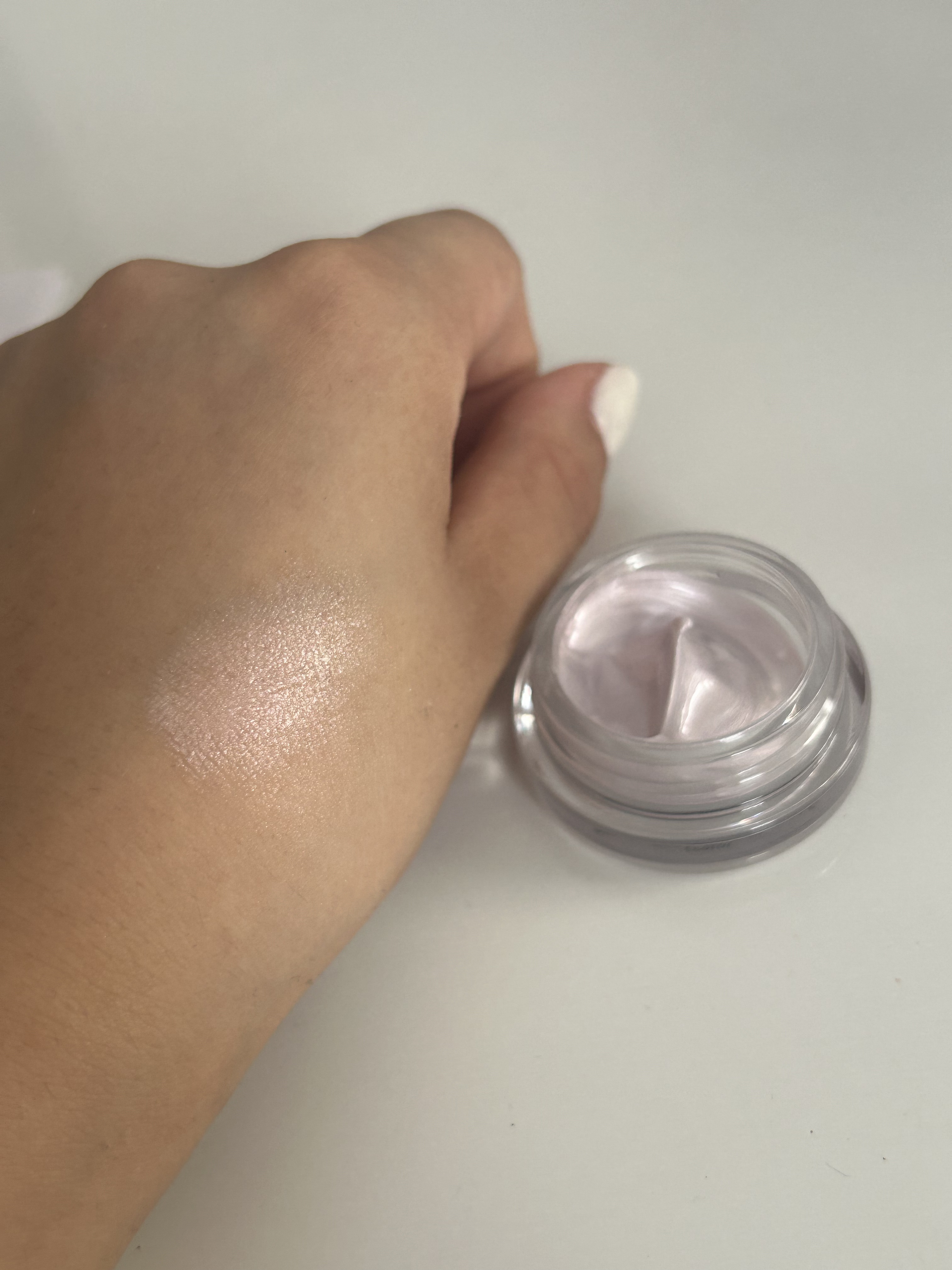 ジューシーパン グロッシージェリーハイライター/A’pieu/クリームハイライトを使ったクチコミ（2枚目）