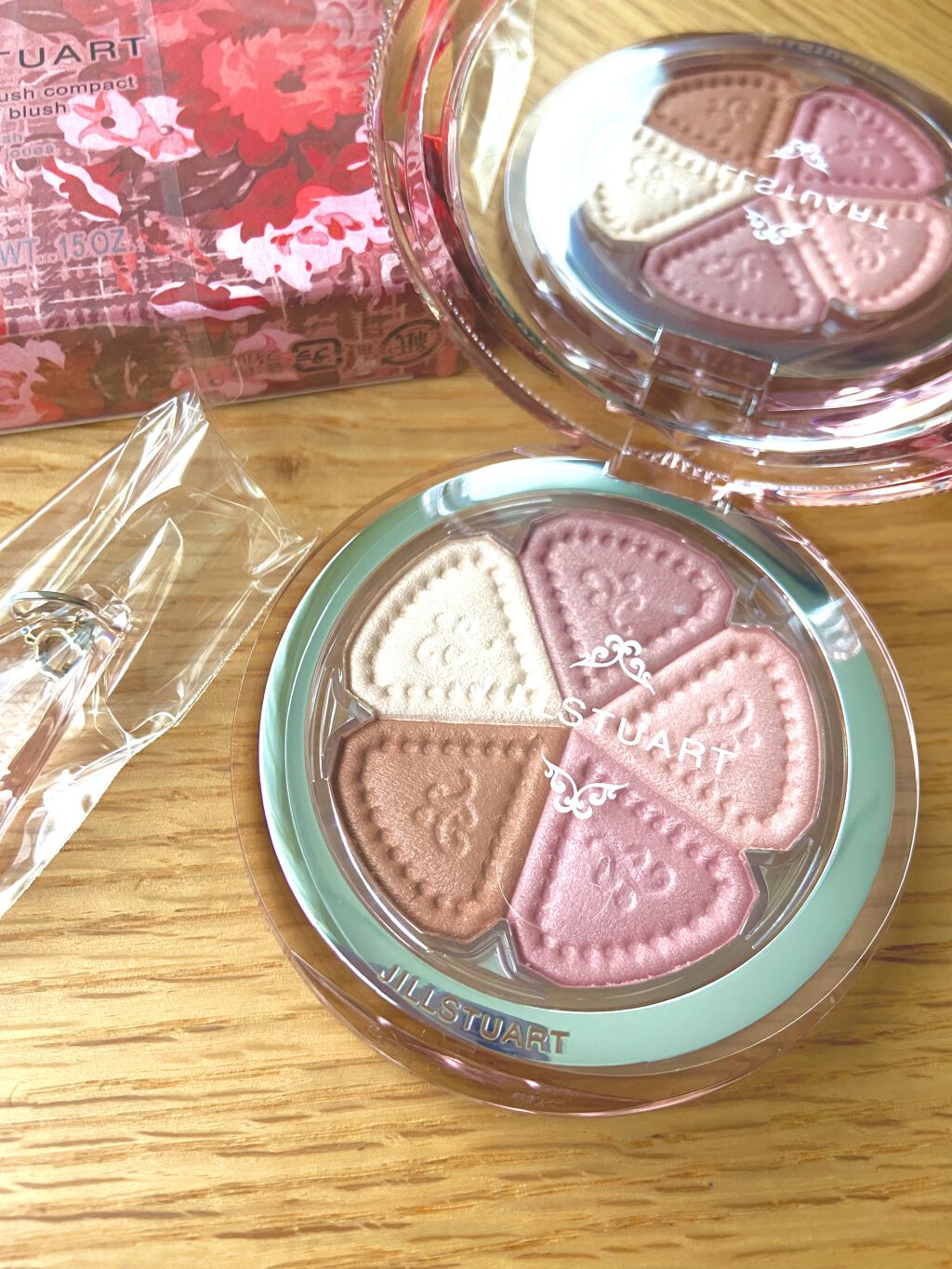 ジルスチュアート ブルーム ミックスブラッシュ コンパクト 16 tinted cosmos（限定）/JILL STUART/パウダーチークを使ったクチコミ（1枚目）