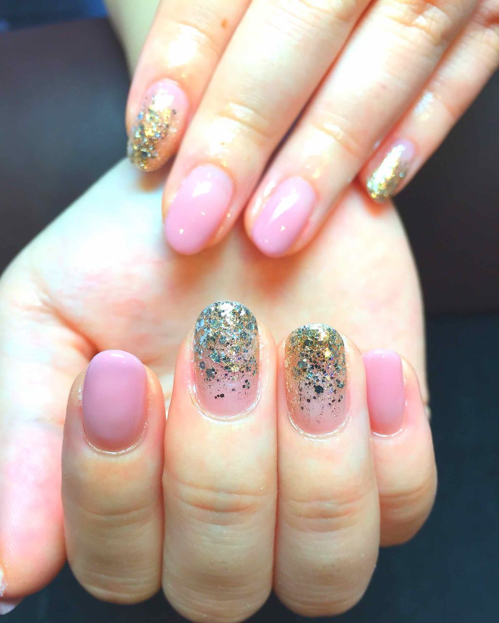 るー on LIPS 「1ヶ月前のネイル。綺麗な色、お気に入りだったな💖..」(1枚目)