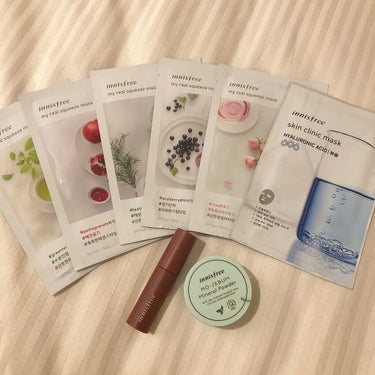 大好きなinnisfree🌿🌿
スキンケア類はもちろんすべて良い◎
ノーセラムミネラルパウダーは色がついてないので、マスク時代には最適🎗
前髪の根本に使うと前髪がぺたんとならないのでおすすめです。