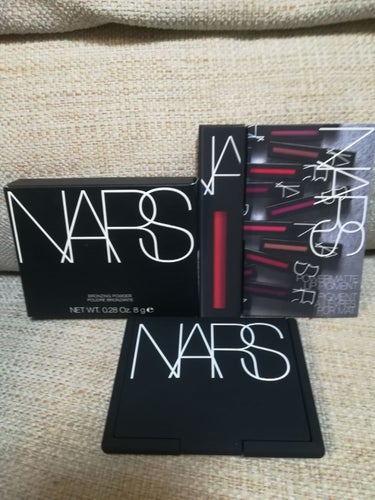 ブロンズパウダー/NARS/プレストパウダーを使ったクチコミ（2枚目）