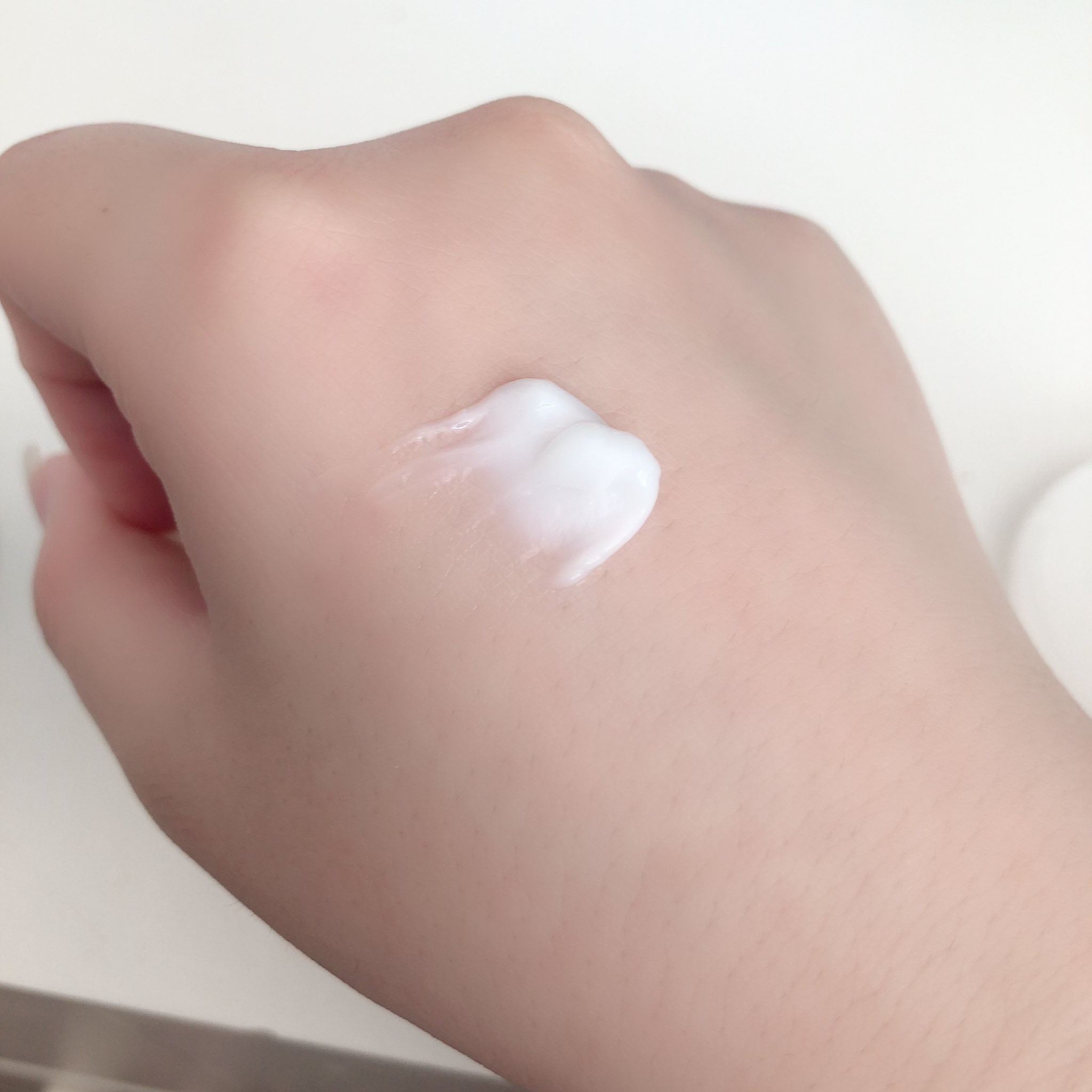 アクアエッセンスクリーム/SHEENY/フェイスクリームを使ったクチコミ（3枚目）