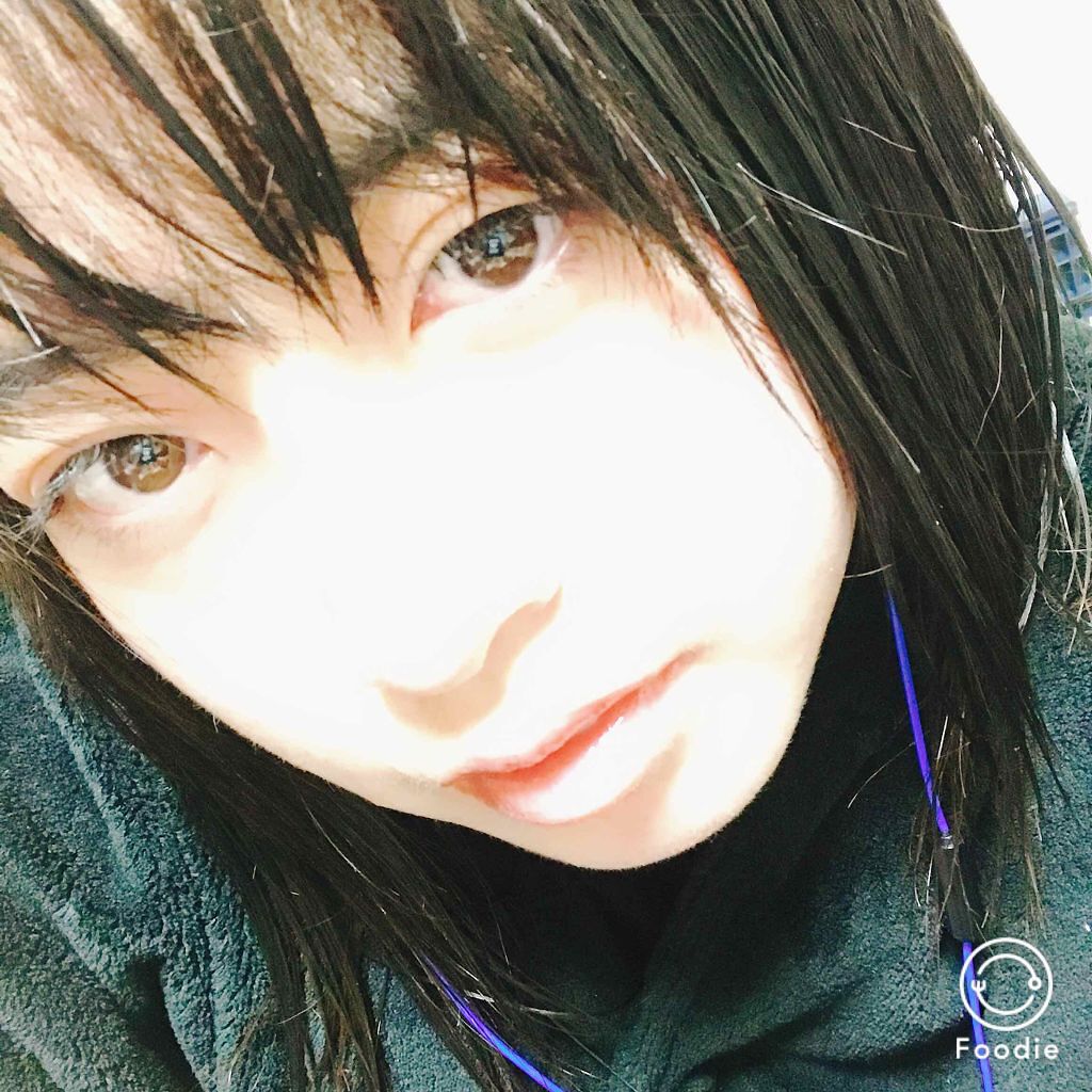 38°C / 99°F リップトリートメント (リップ美容液)/UZU BY FLOWFUSHI/リップケアを使ったクチコミ(3枚目)