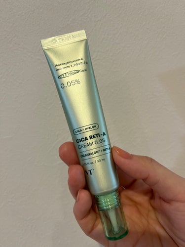 VT シカレチA クリーム0.05のクチコミ「⚪️VT cosmetics シカレチA クリーム

新しいものを開封🆕🍀
使うのは2.3本目.....」（3枚目）