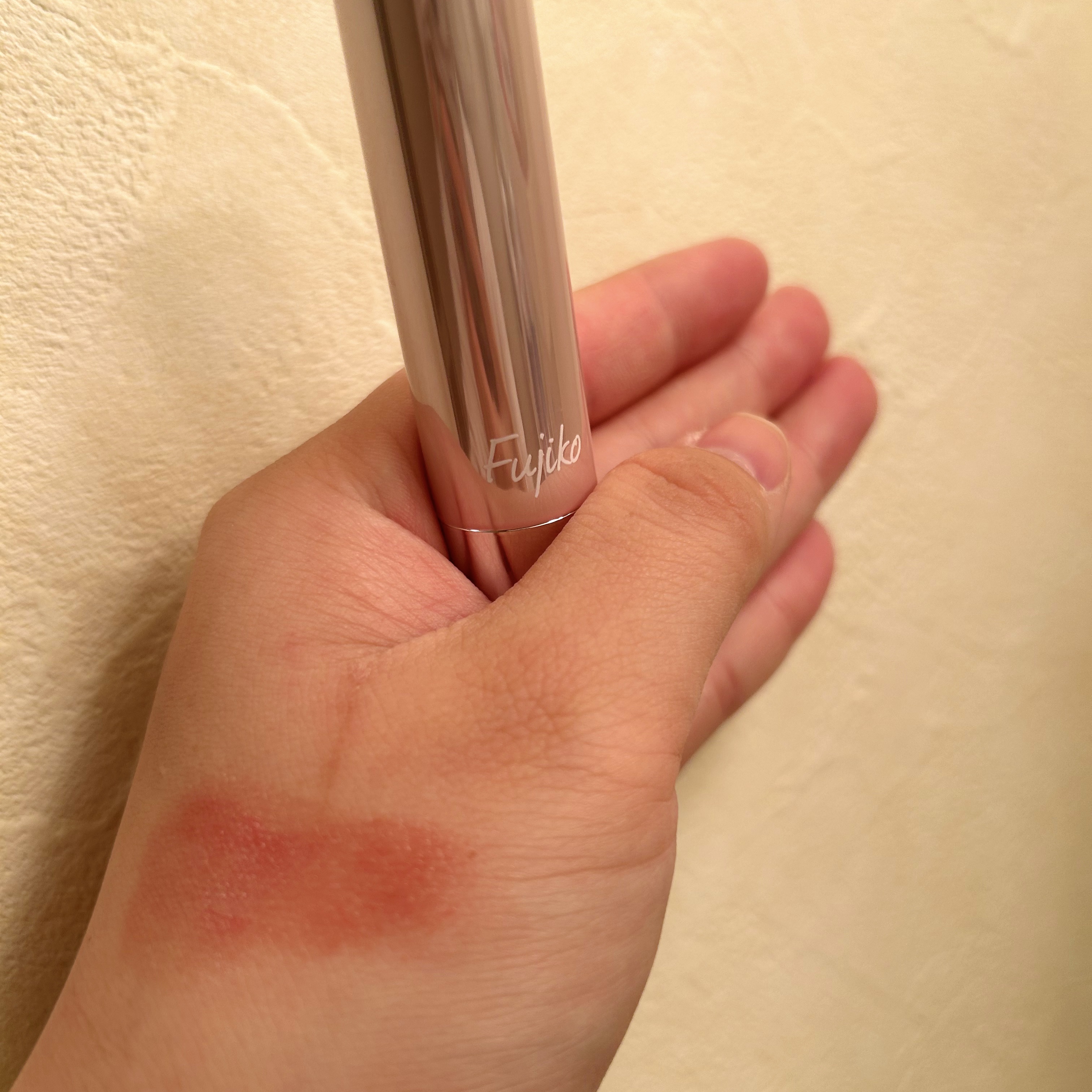ノールックリップ/Fujiko/口紅を使ったクチコミ（2枚目）