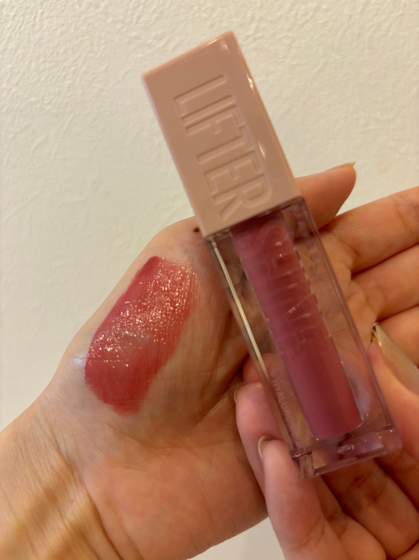 リフターシャイン/MAYBELLINE NEW YORK/リップグロスを使ったクチコミ(7枚目)