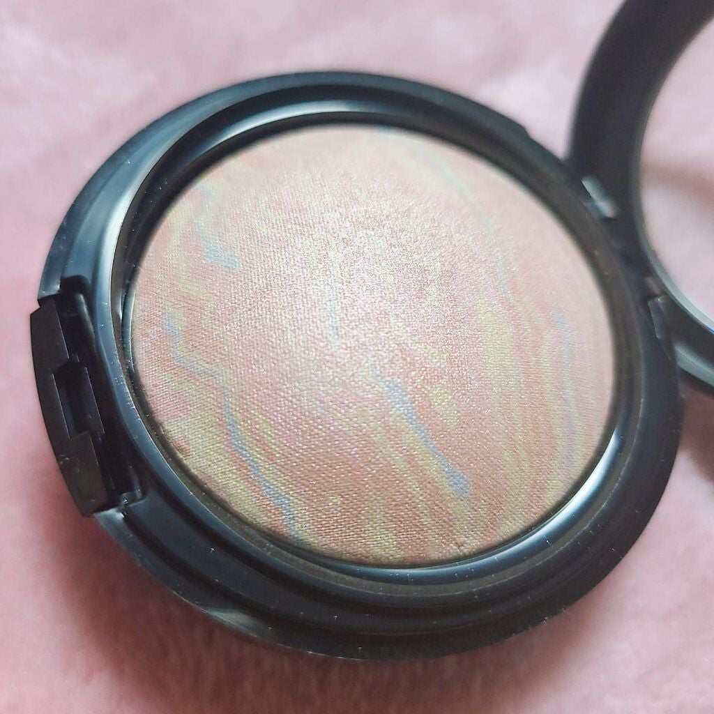 マーブルハイライター/LB/パウダーチークを使ったクチコミ(4枚目)