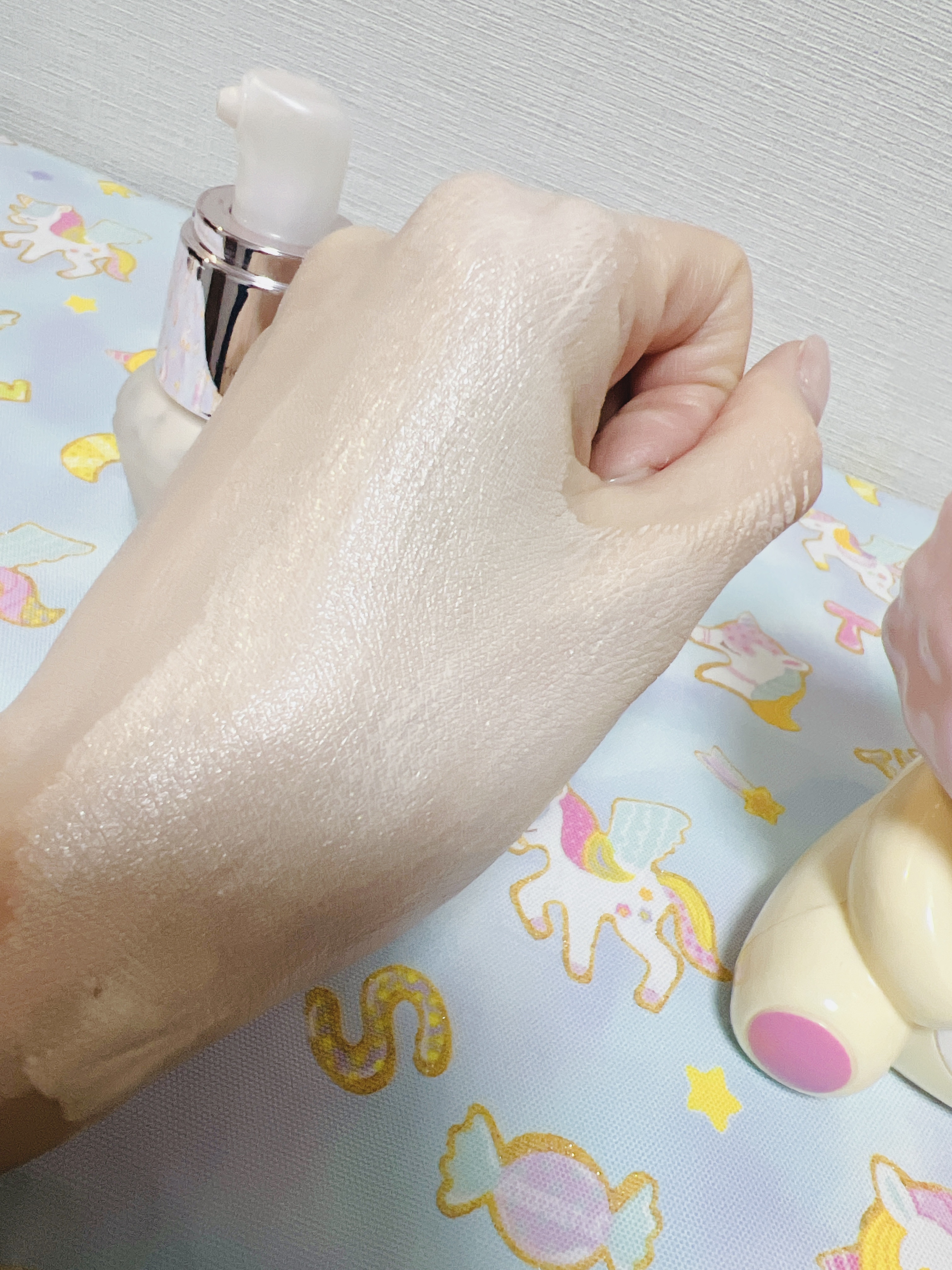 ジルスチュアート ブライト&スムース セラムプライマー/JILL STUART/化粧下地を使ったクチコミ（3枚目）