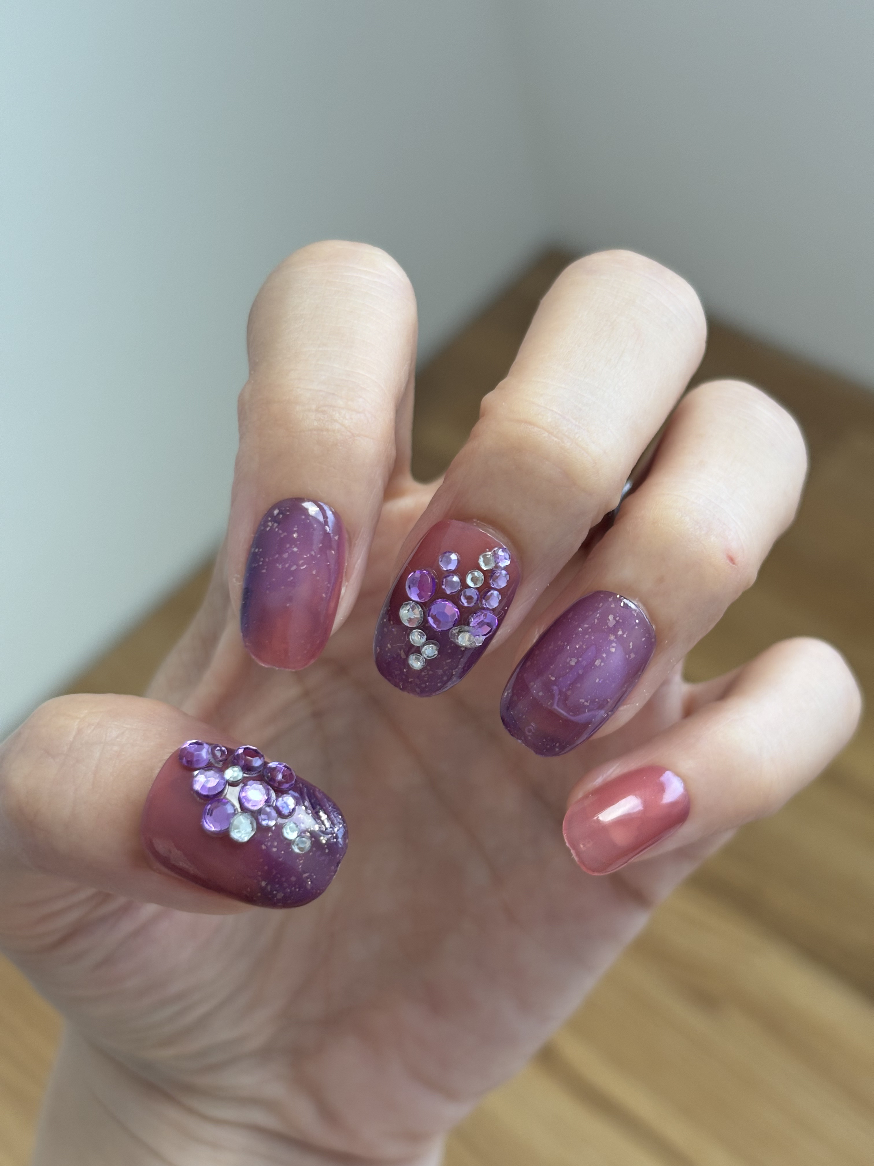 ムードペブルネイル/rom&nd/マニキュアを使ったクチコミ（2枚目）