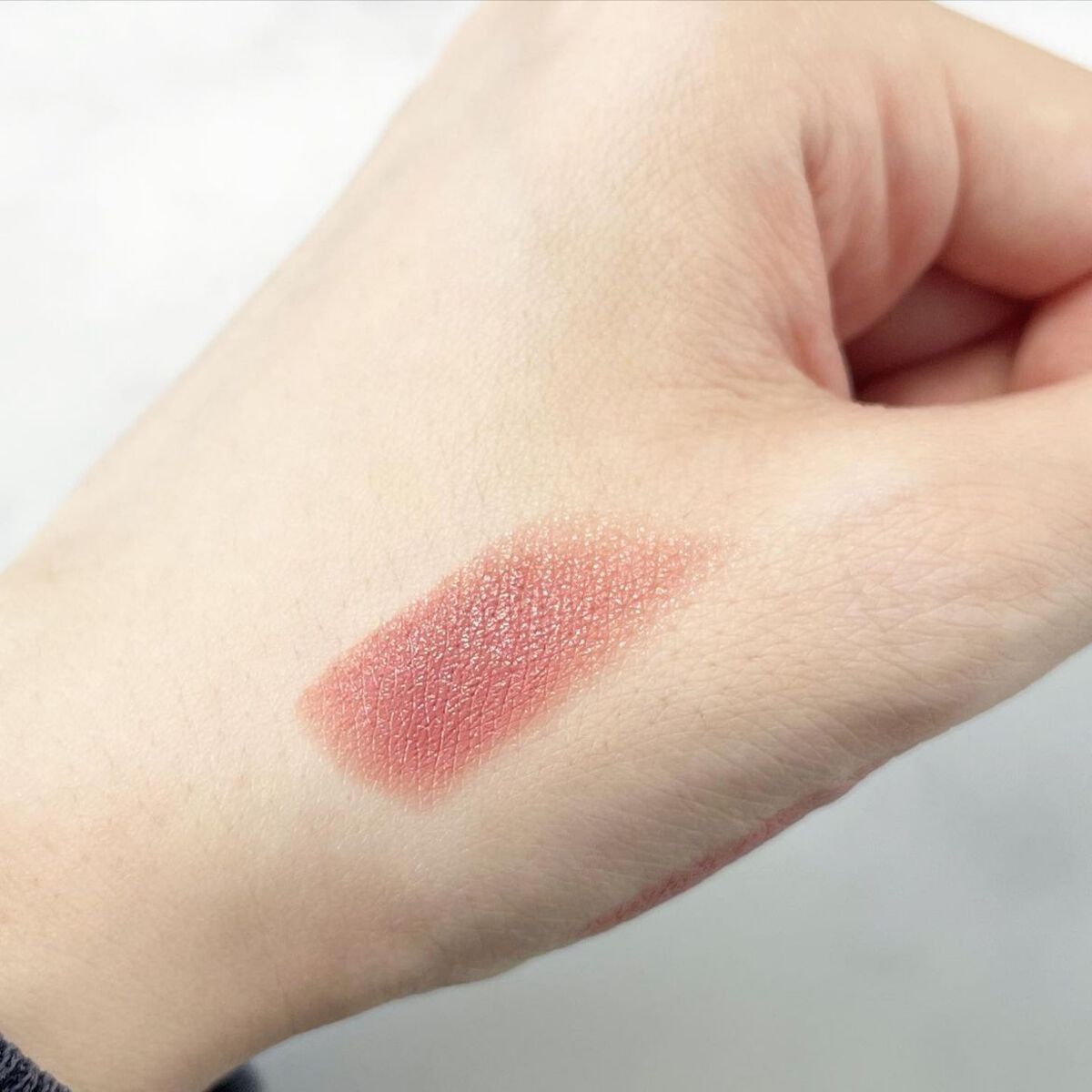 Emiのクチコミ「先日発売されたばかりのSHISEIDOの新作リップ。
他にはないテクスチャーで一気に虜になりま.....」（2枚目）