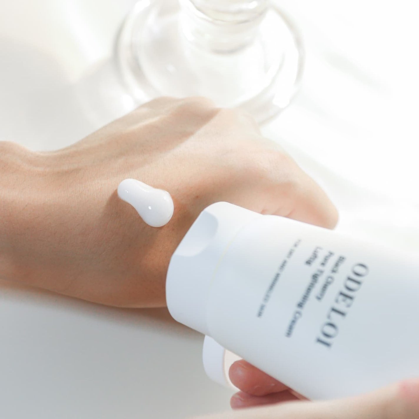 ブラックチェリー毛穴収縮クリーム ルフティグ/ODELOI/フェイスクリームを使ったクチコミ(2枚目)