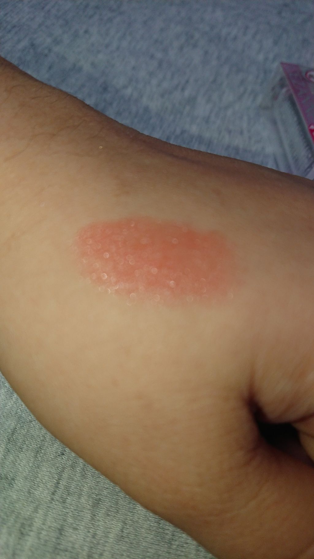 ラスティンググロスリップ/CEZANNE/口紅を使ったクチコミ(3枚目)