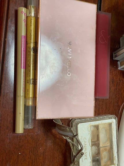 パーフェクトマルチアイズ/キャンメイク/アイシャドウパレットを使ったクチコミ(3枚目)