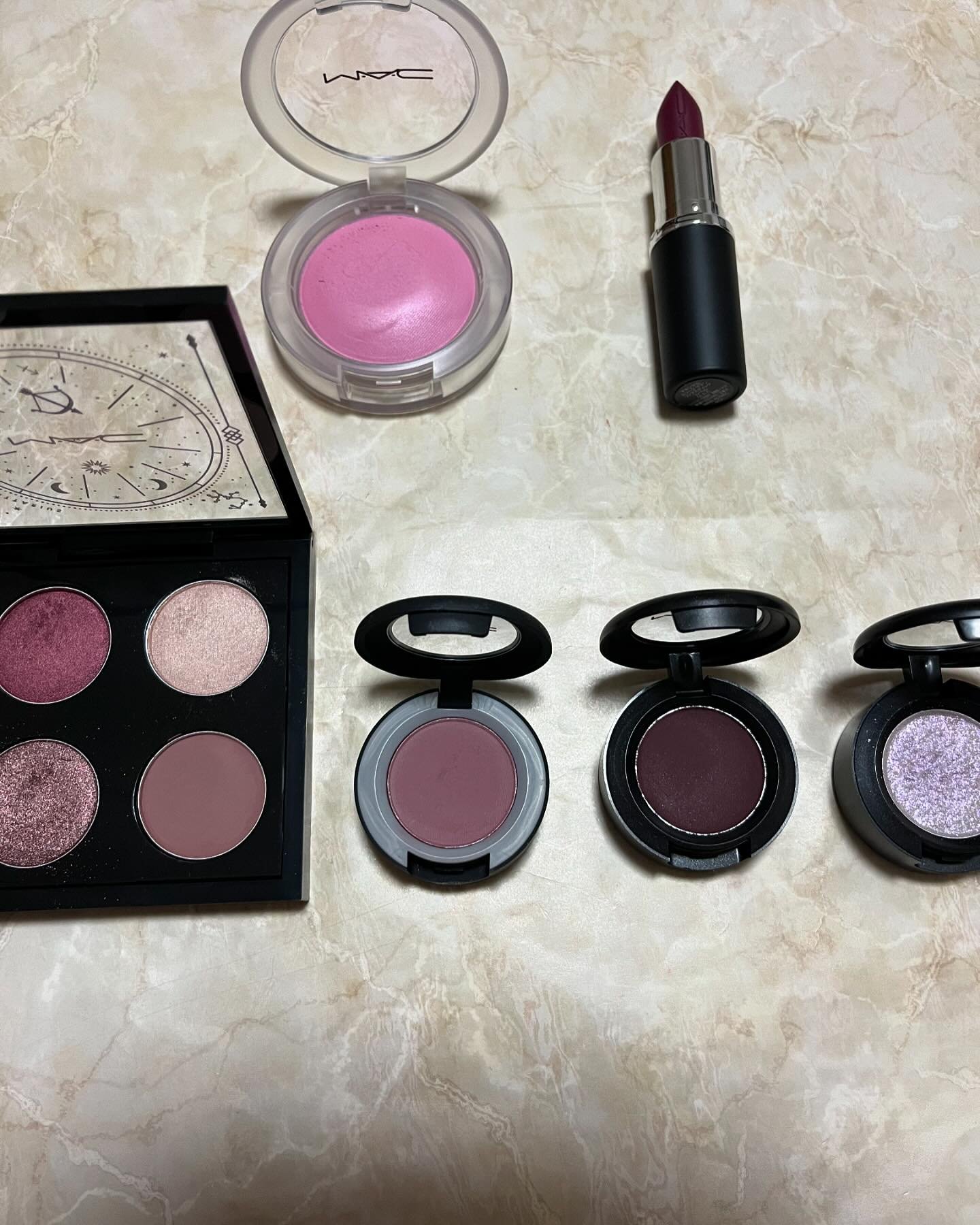 マキシマル スリーク サテン リップスティック 819 レベル/M・A・C/口紅を使ったクチコミ（1枚目）