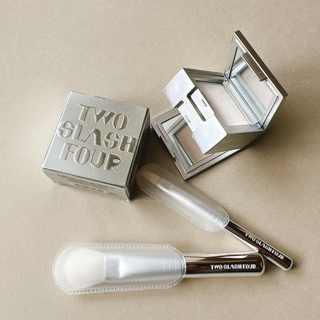 ストロビングフェイスキューブ/TWO SLASH FOUR/ハイライトを使ったクチコミ(2枚目)