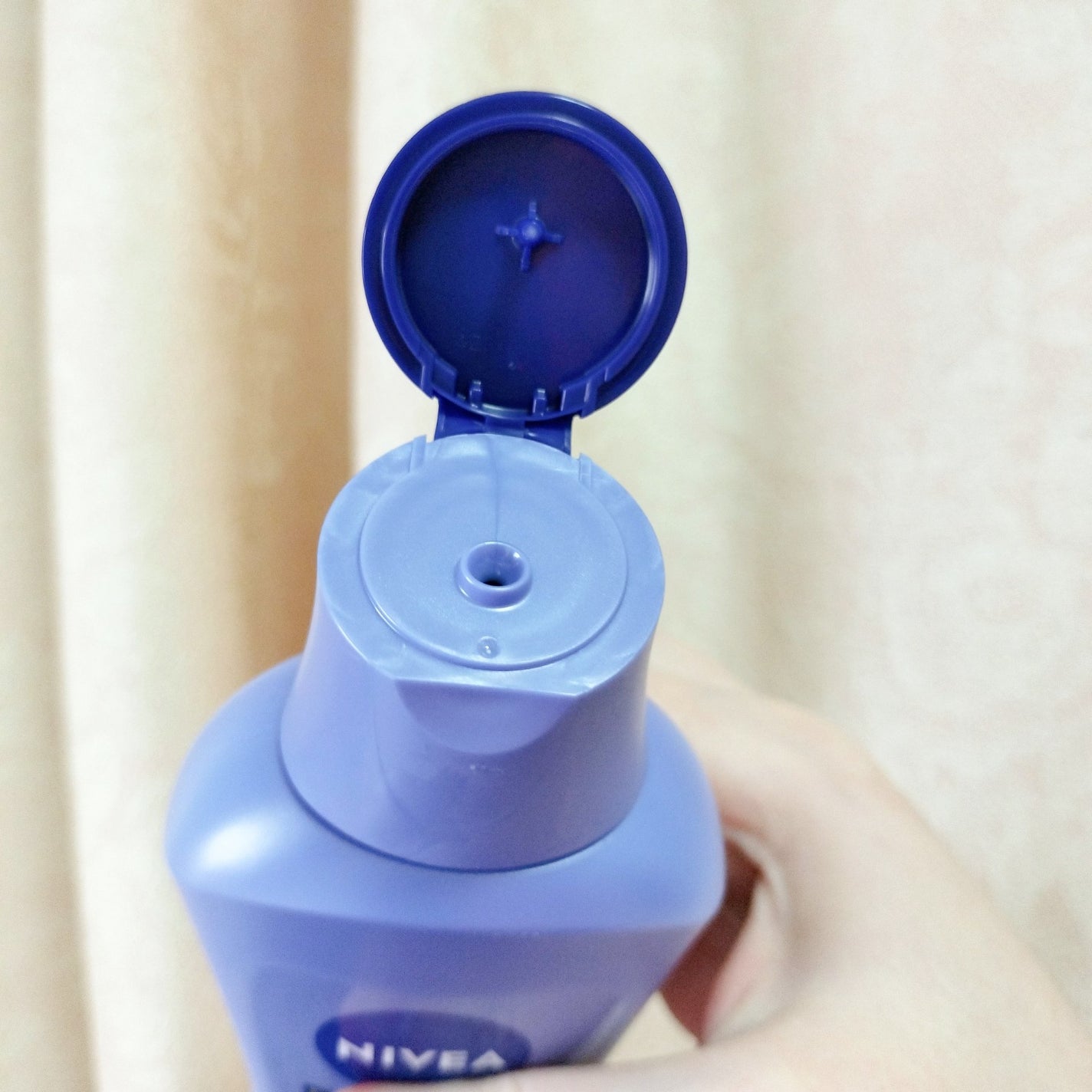 プレミアムボディミルク ホワイトニング【医薬部外品】 /ニベア/ボディミルクを使ったクチコミ(3枚目)