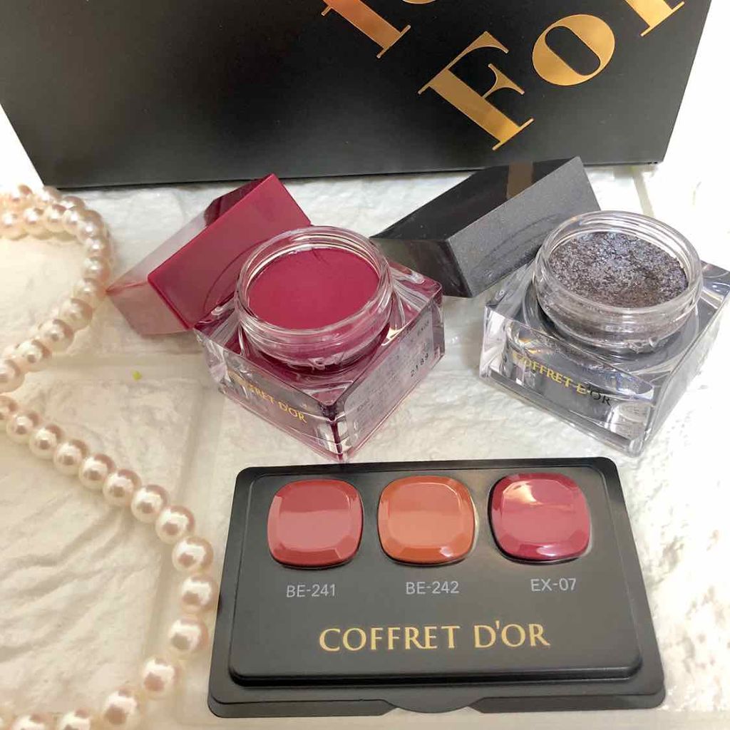 プレイフルカラー アイ＆フェイス/コフレドール/単色アイシャドウを使ったクチコミ（3枚目）