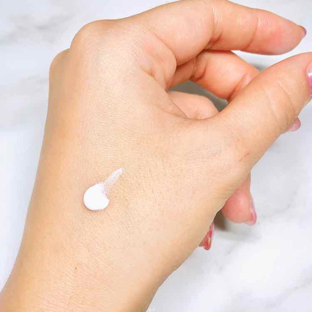 パラソーラ イルミスキン UVエッセンス N(旧品)/パラソーラ/日焼け止め・UVケアを使ったクチコミ(2枚目)