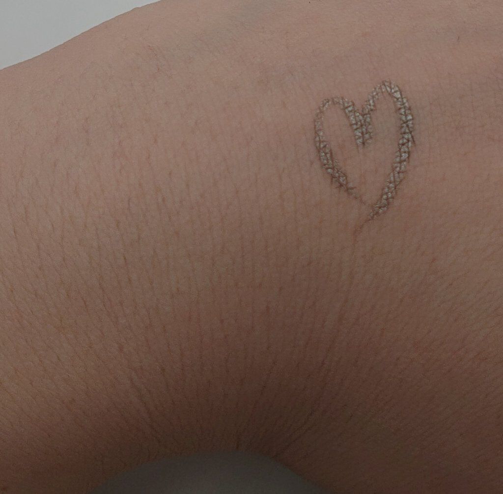 アイデザインライナー/COCOROIKI/リキッドアイライナーを使ったクチコミ（1枚目）