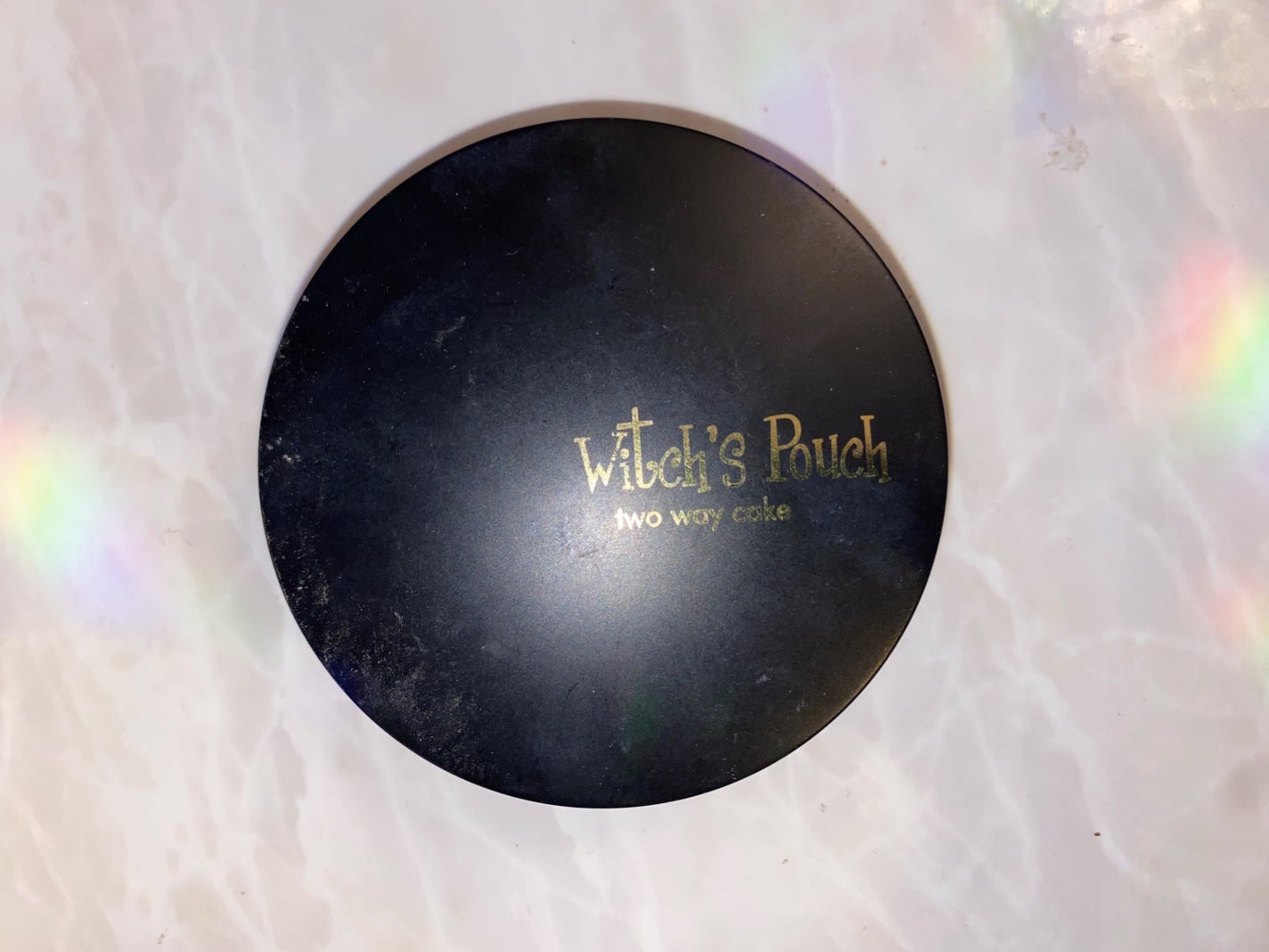 ベルベットトゥーウェイケーキ/Witch's Pouch/プレストパウダーを使ったクチコミ(1枚目)