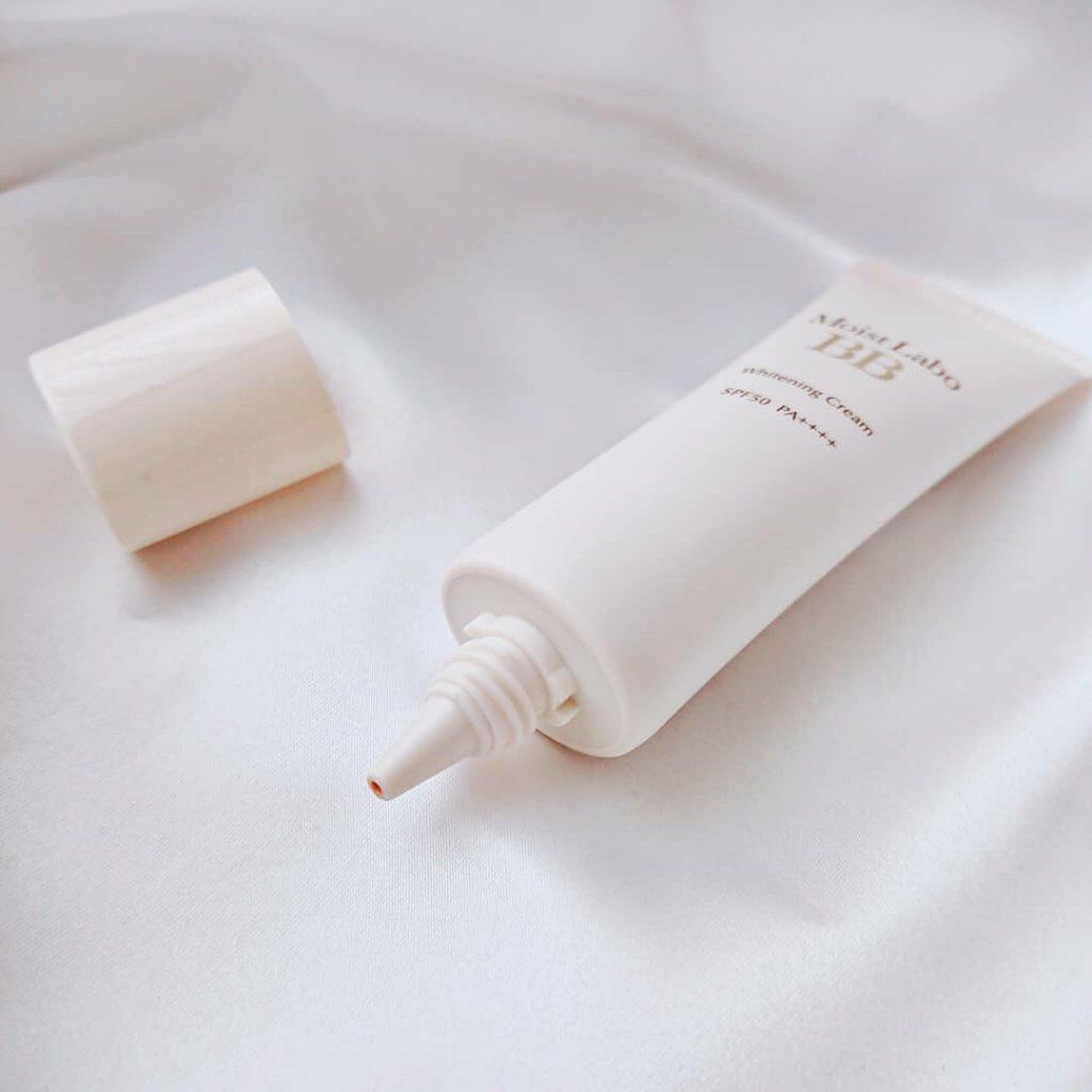 モイストラボ 薬用美白BBクリーム 02 ナチュラルオークル/Moist Labo/BBクリームを使ったクチコミ（2枚目）