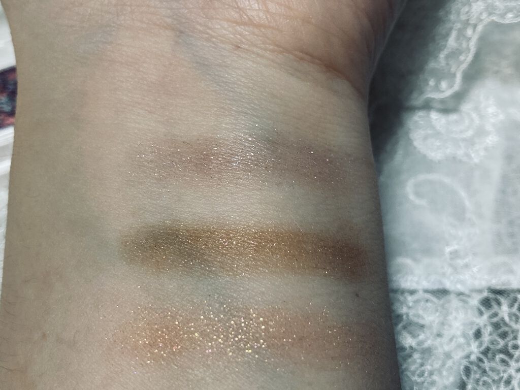 グリッタープリズム シャドウ マーブル グリッタープリズム シャドウマーブル GBR06/MISSHA/単色アイシャドウを使ったクチコミ（3枚目）