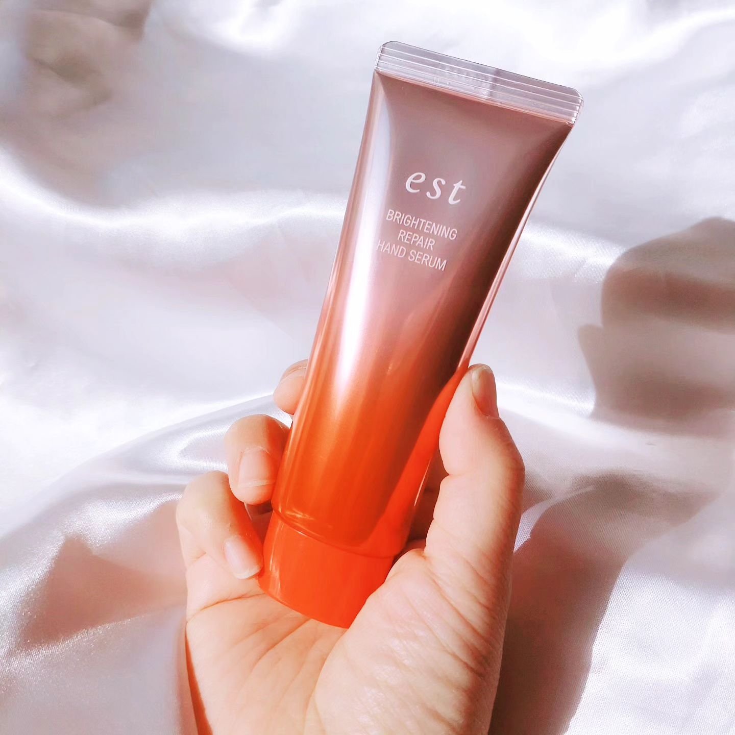 ブライトニング リペア ハンドセラム/est/ハンドクリームを使ったクチコミ（2枚目）