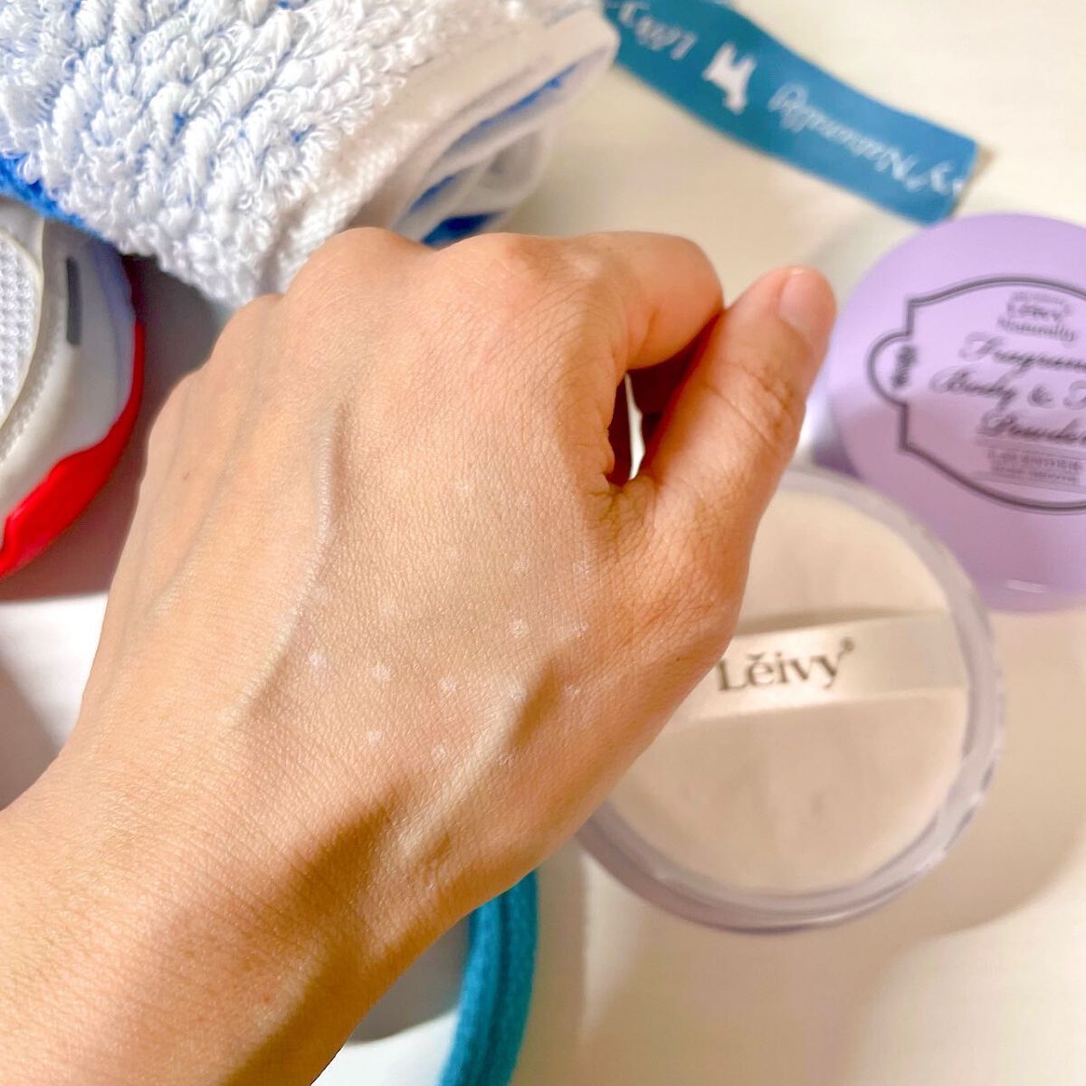 フレグランス ボディ&フェイスパウダー ラベンダー/Leivy/ルースパウダーを使ったクチコミ(4枚目)