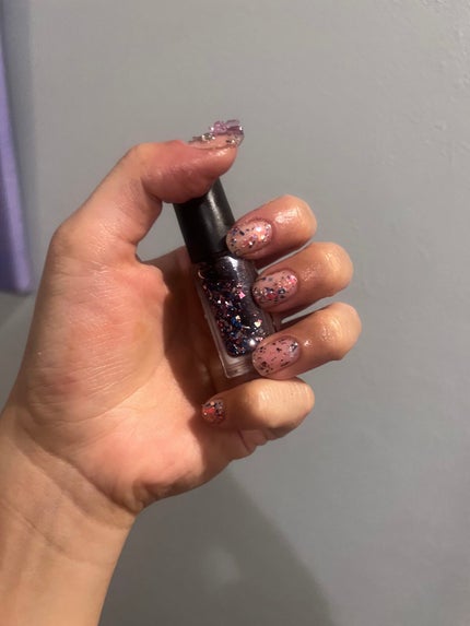 ネイルホリック パーティーフレーク/ネイルホリック/マニキュアを使ったクチコミ(2枚目)