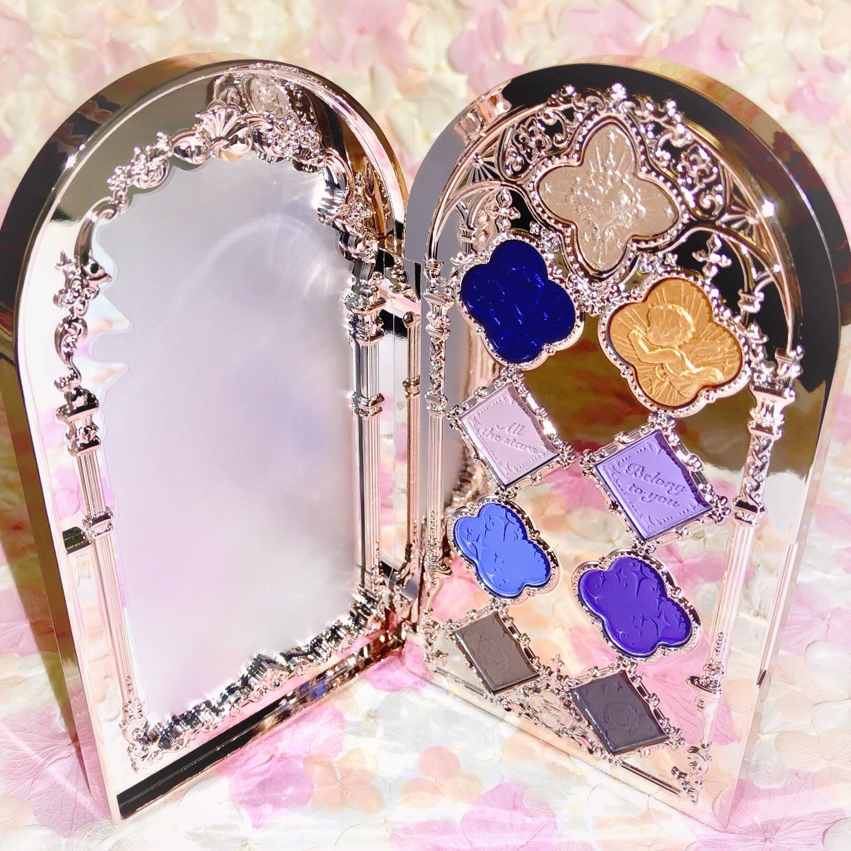 フラワーノーズ リトルエンジェルコレクション 9色アイシャドウパレット/FlowerKnows/アイシャドウパレットを使ったクチコミ(2枚目)