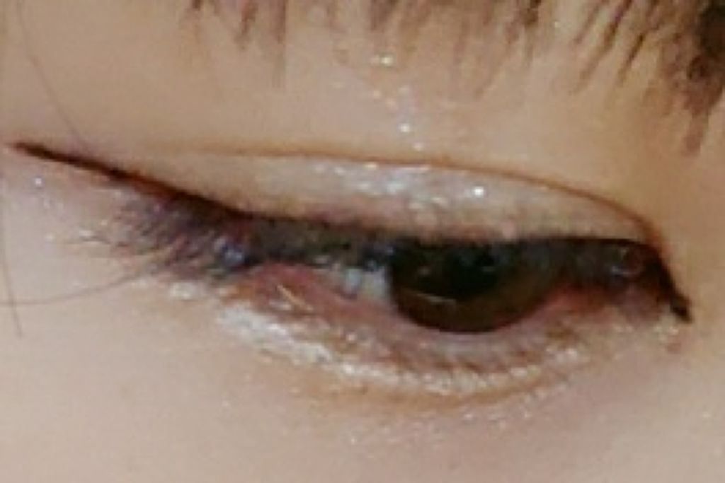 シングルカラーアイシャドウ/CEZANNE/単色アイシャドウを使ったクチコミ(3枚目)