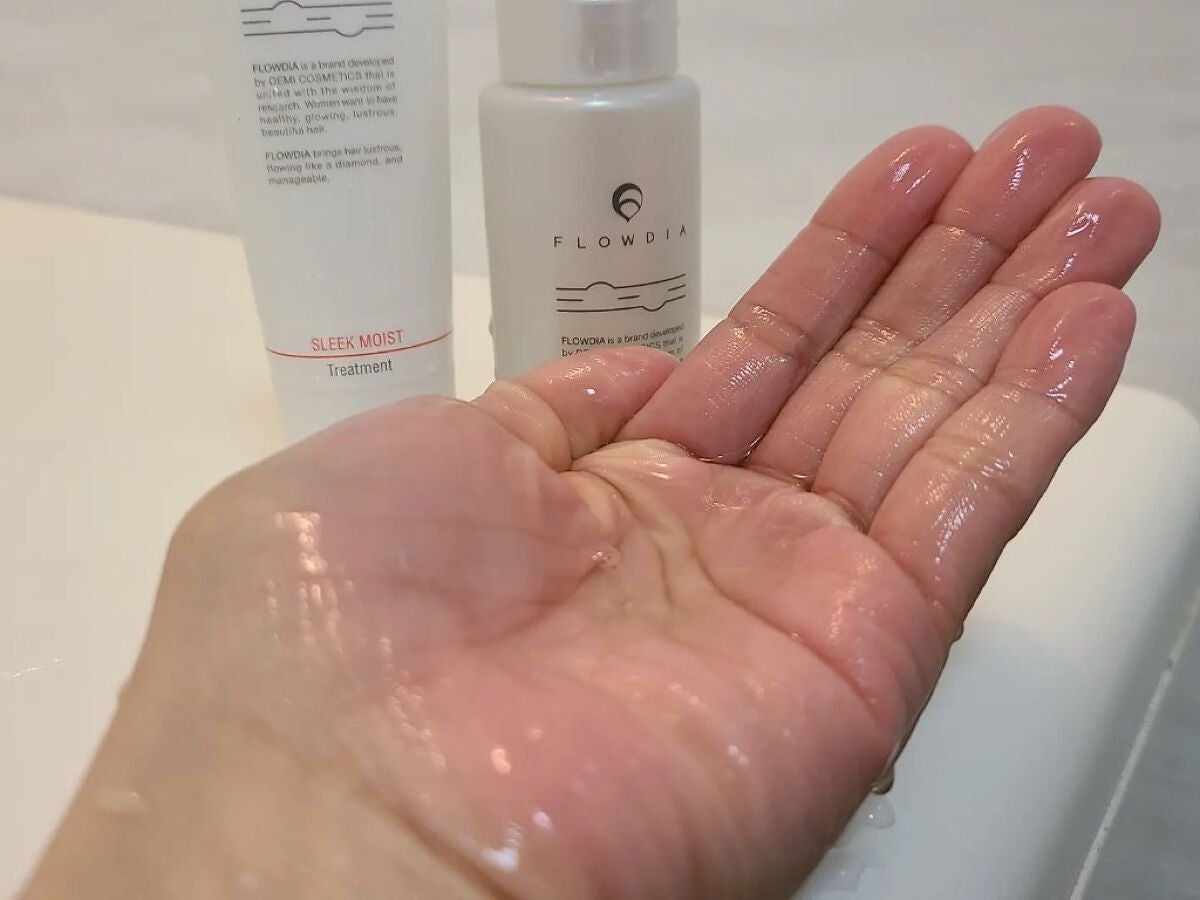 シャンプースリークモイスト/トリートメント スリークモイスト/FLOWDIA/シャンプー・コンディショナーを使ったクチコミ(6枚目)